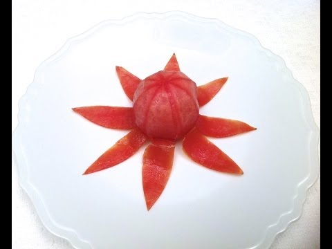 Comment Faire une Fleur ou un Soleil avec une Tomate (HD)
