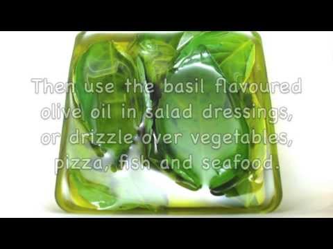 How to preserve basil in olive oil
